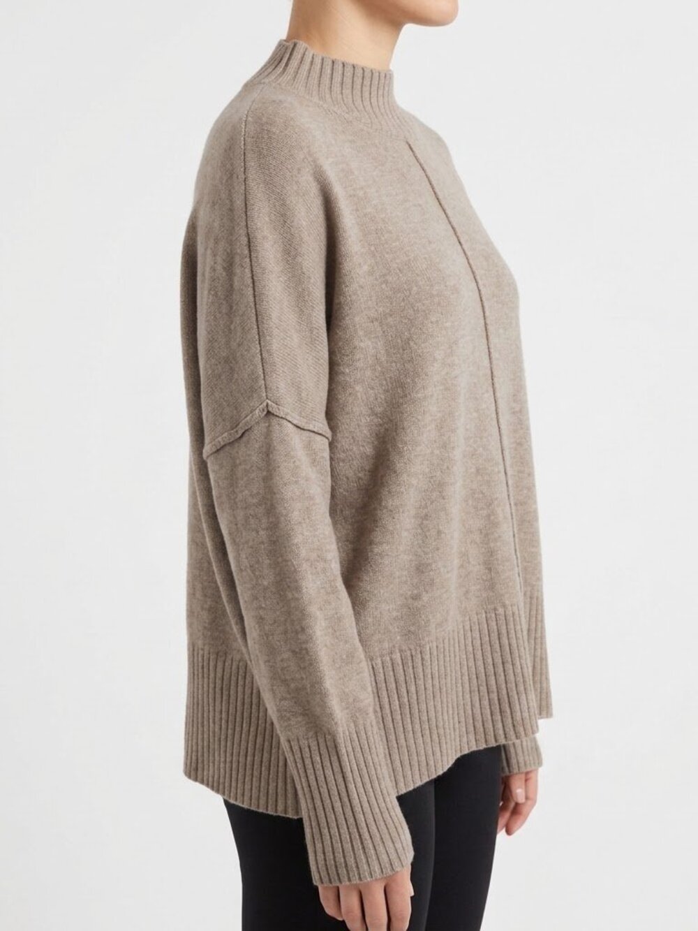 CYRUS Taupe Beige Mock Neck Knit Sweater Size Large Oversized Ribbed Trim